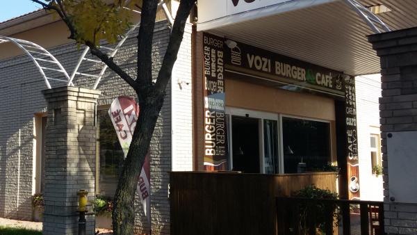 Vozi Burger & Cafe