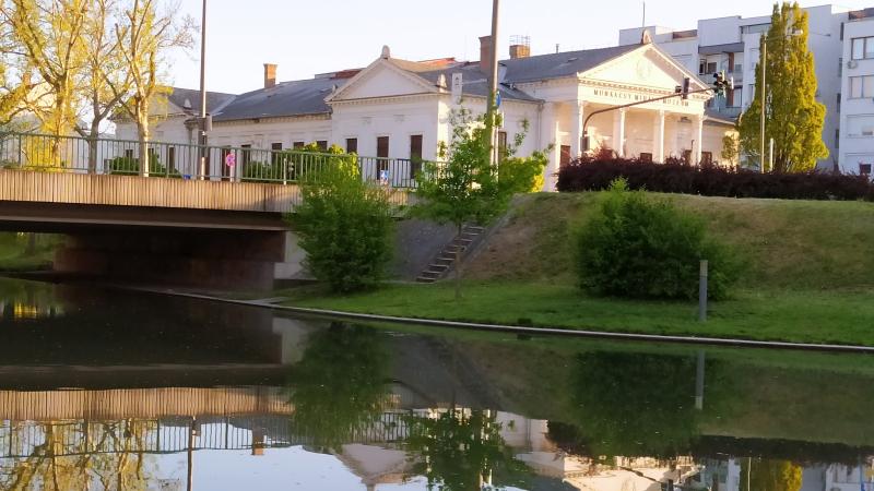 Munkácsy blue chip – Bánki Ákos festőművész Békéscsabán