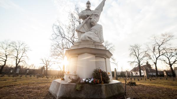 Békéscsabai Hősök temetője