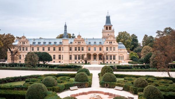 SzabadkigyosWenckheim-kastely_NÖF